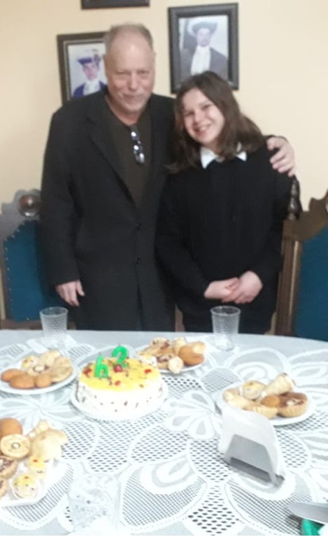Nina comigo, dia 12 e agosto deste ano, quando completei 62 anos.